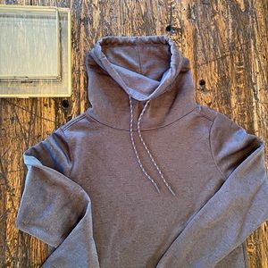 Under Armor Cowell Neck Sweatshirt